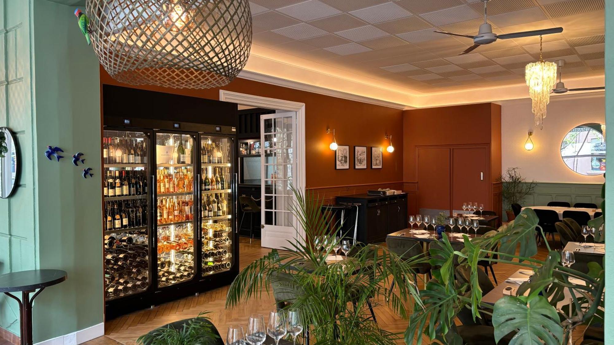 Logis Hotel Restaurant Grand Hotel De Lyon Vals-les-Bains Bagian luar foto