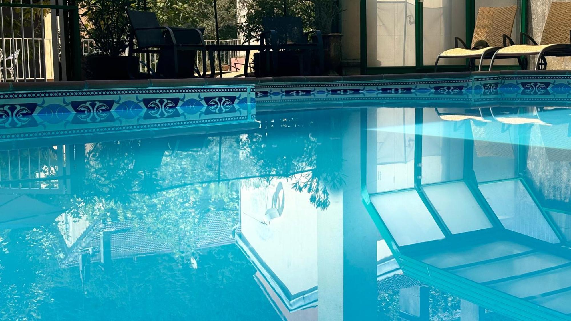 Logis Hotel Restaurant Grand Hotel De Lyon Vals-les-Bains Bagian luar foto