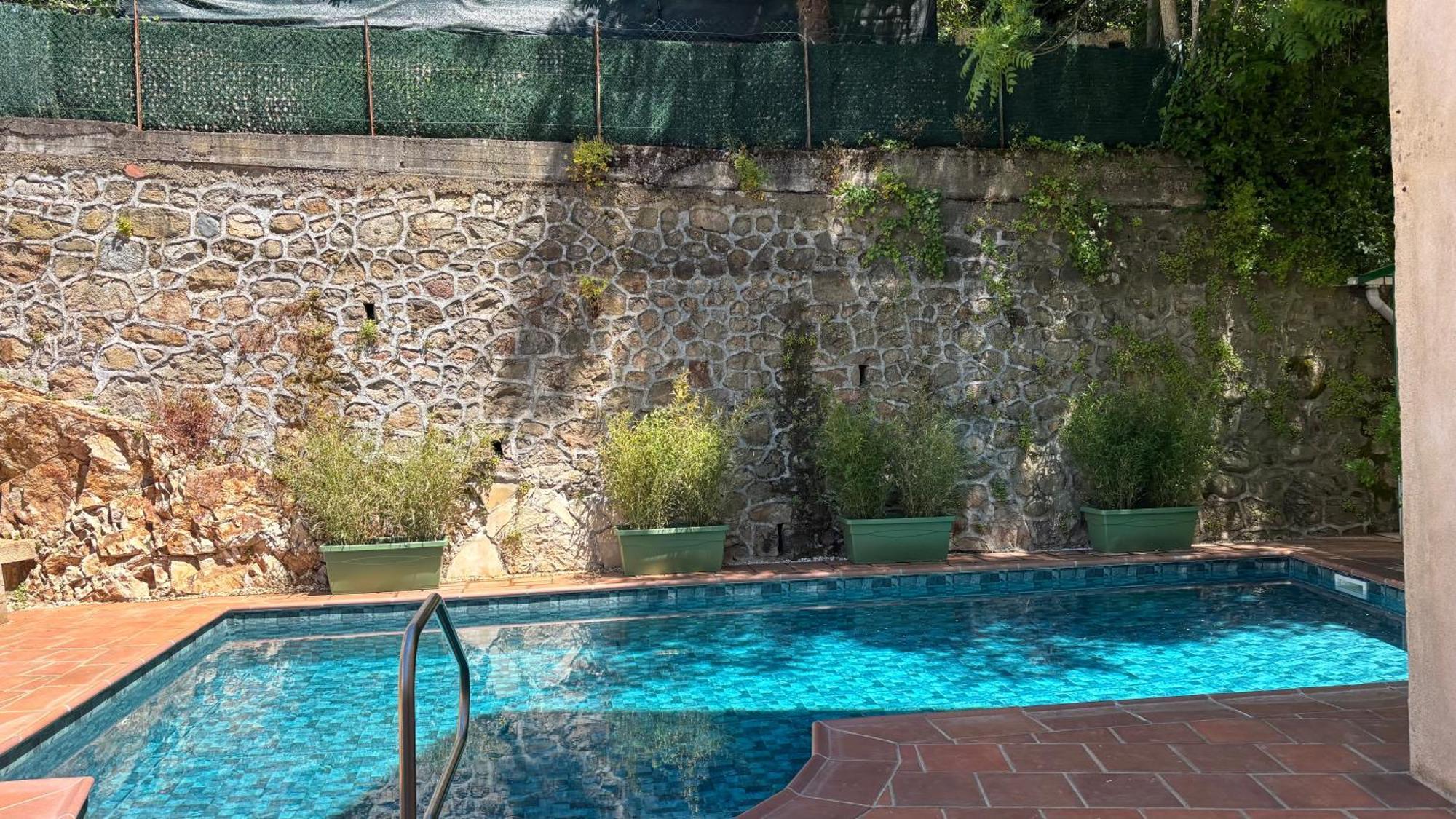 Logis Hotel Restaurant Grand Hotel De Lyon Vals-les-Bains Bagian luar foto